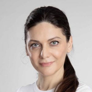 Picture of Leyla Mirmomen