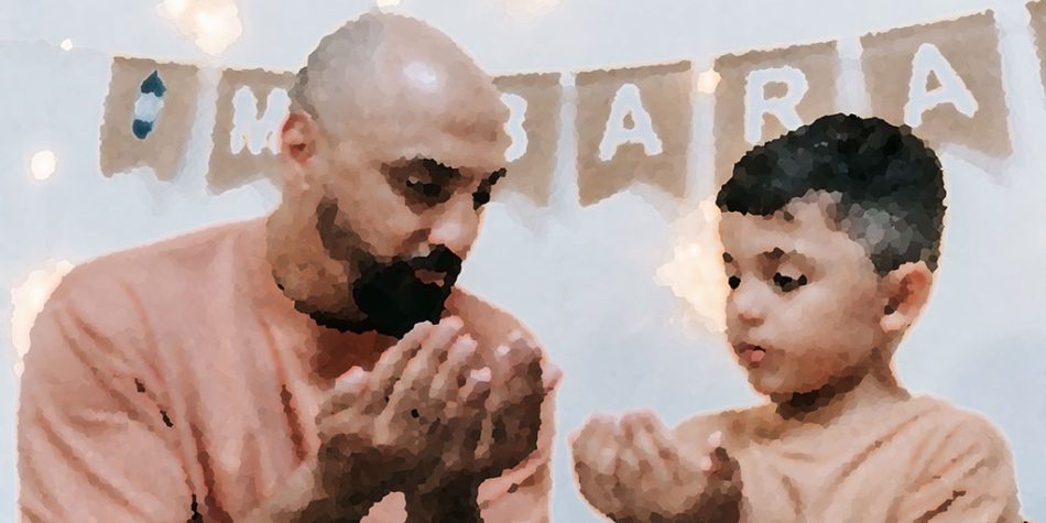 A Muslim father teaches his son to pray. Timur Webur pexels.com